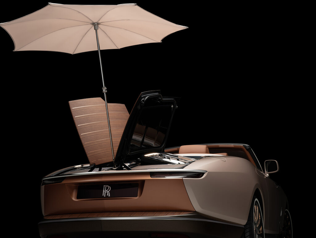 Rolls-Royce umbrella idea replaced with flashlight in a truck : r