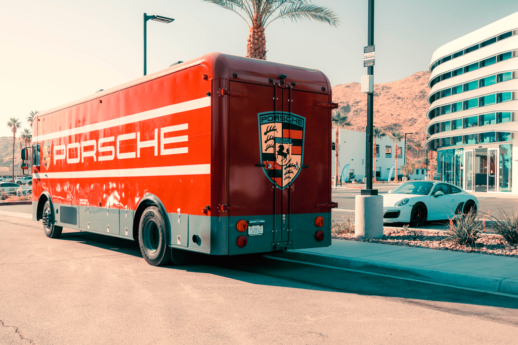 Porsche Bus