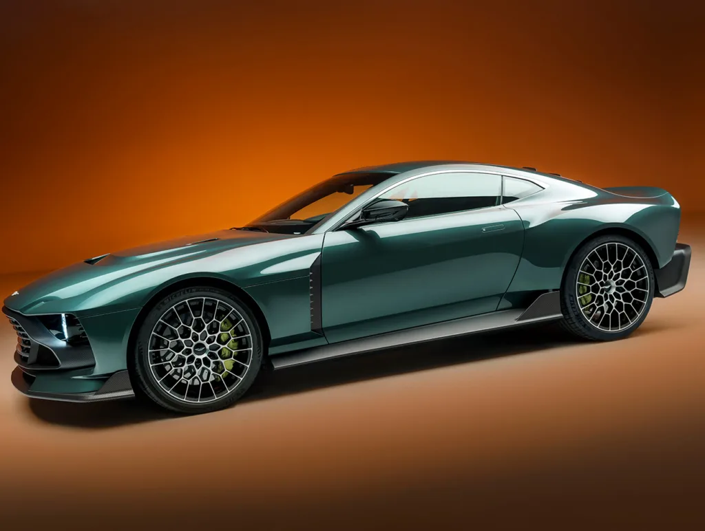 Aston Martin Valour: Retro Futurism