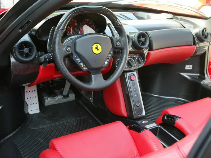 Ferrari enzo interior