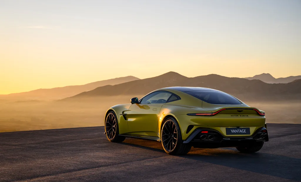 2025 Aston Martin Vantage features